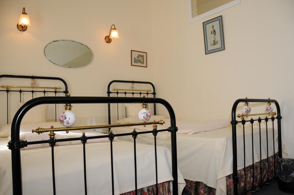 Hotel Admiral Висбаден Екстериор снимка
