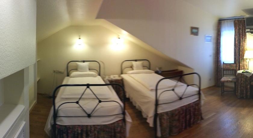 Hotel Admiral Висбаден Екстериор снимка