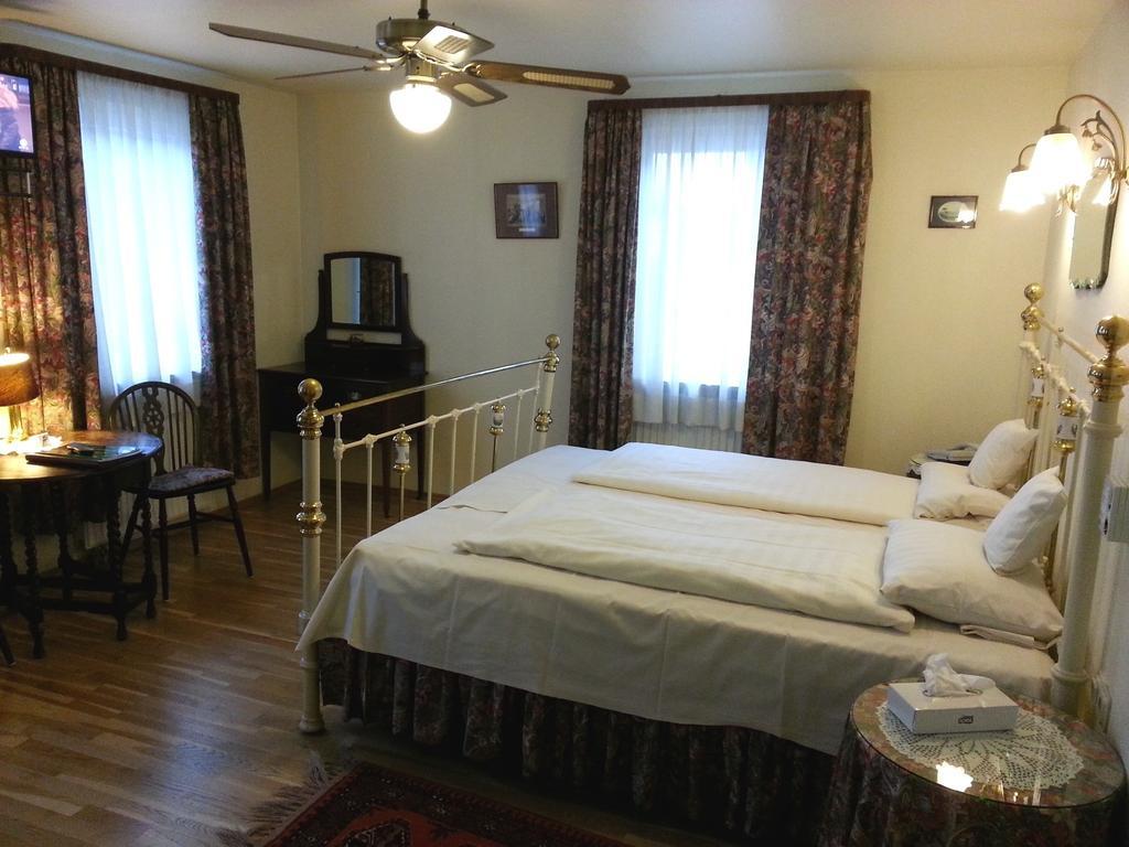 Hotel Admiral Висбаден Екстериор снимка