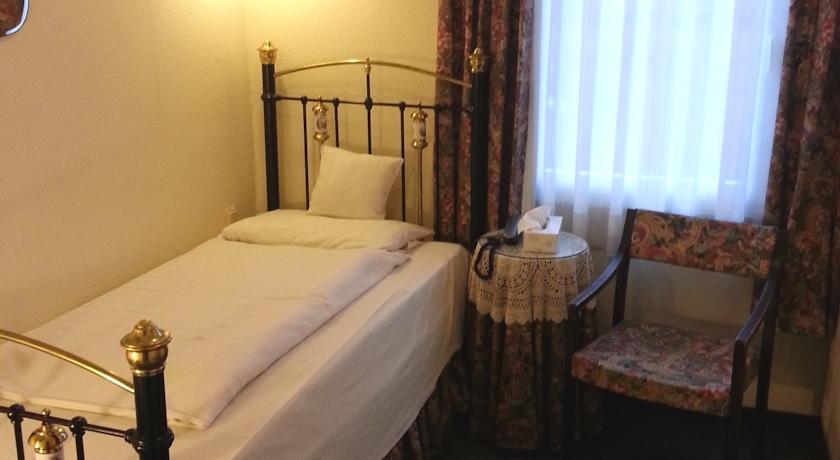 Hotel Admiral Висбаден Екстериор снимка