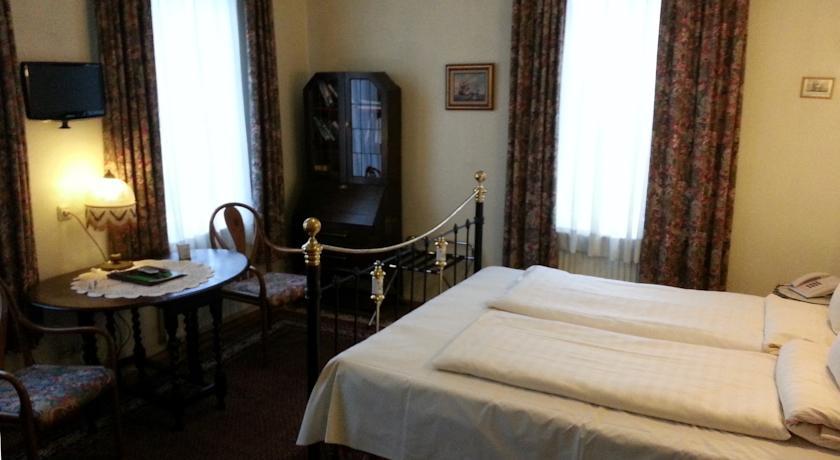 Hotel Admiral Висбаден Екстериор снимка